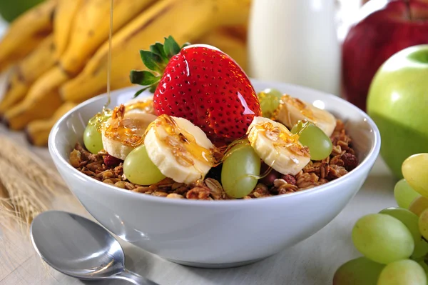 Cereales con frutas — Foto de Stock