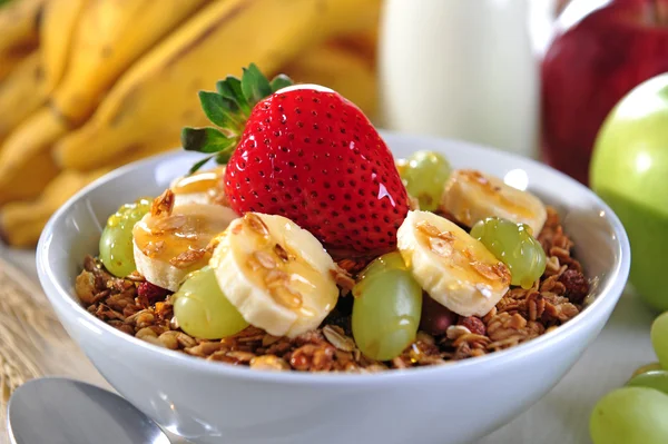 Cereal with fruit — Stock Photo, Image