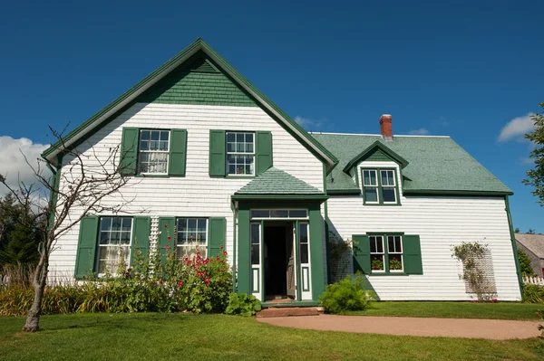 Green gables — Stock Photo, Image