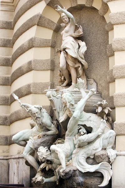 Fontana di scultura "Potere del mare " — Foto Stock