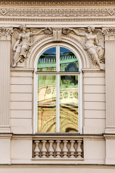 维也纳窗口 — 图库照片