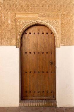 Alhambra kapı