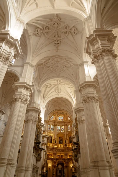 Kircheninnenraum — Stockfoto