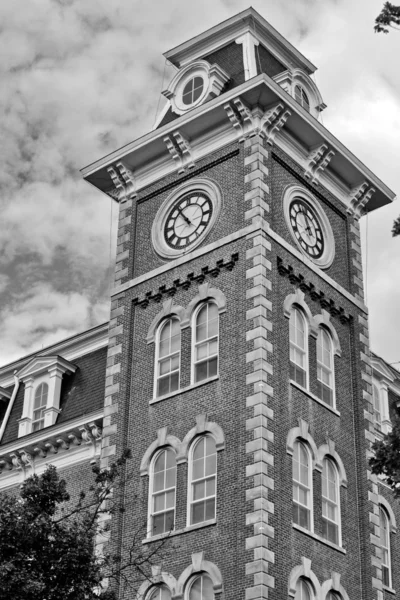 The Old Main clock tower — Stock Photo, Image