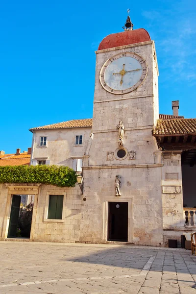 トロギル, クロアチアの時計塔 — ストック写真