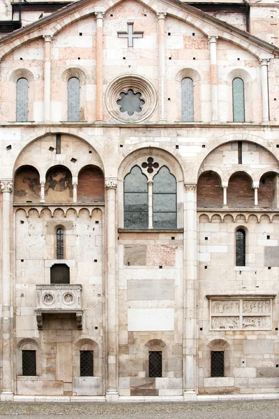Catedral de Módena en Piazza Grande —  Fotos de Stock