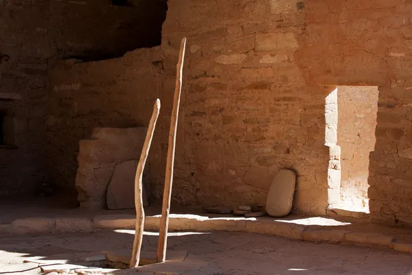 Kiva, una sala religiosa, en Mesa Verde Fotos De Stock Sin Royalties Gratis