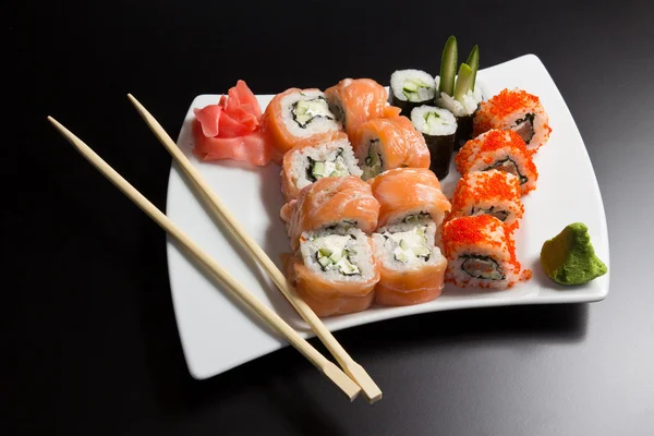 Japansk sushi skaldjur — Stockfoto