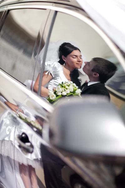 Réflexion dans une voiture — Photo