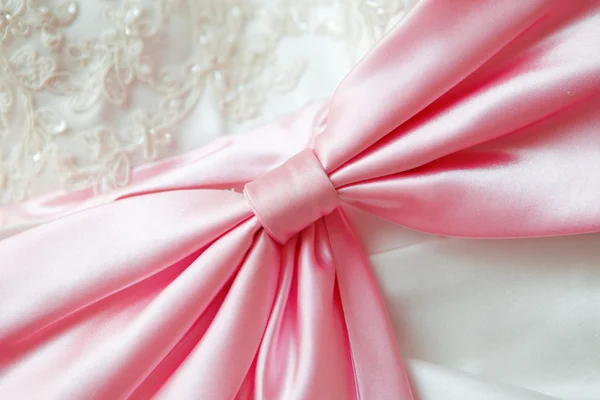 Large pink silk bow — Stock Photo, Image