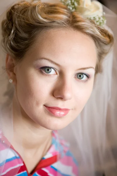 Happy bride — Stock Photo, Image