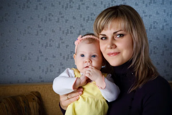 Mother and baby — Stock Photo, Image