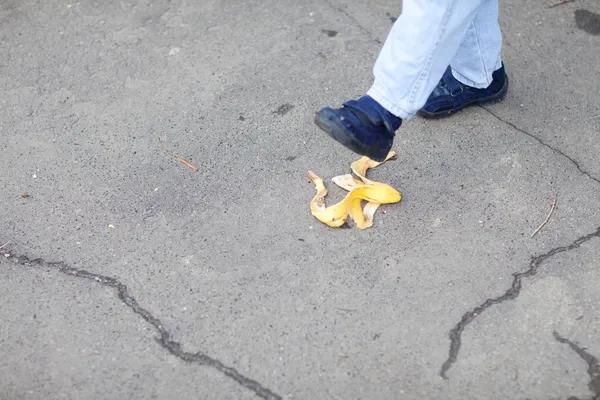 Schritt auf die Banane — Stockfoto