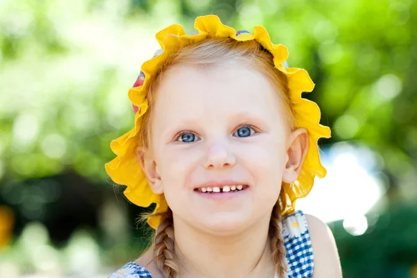 Delighted small girl — Stock Photo, Image