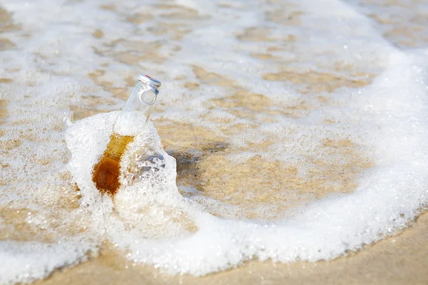 해변의 맥주 — 스톡 사진