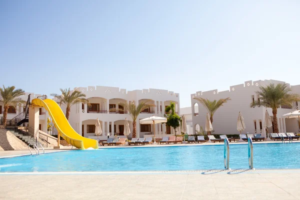 Pool of the hotel — Stock Photo, Image