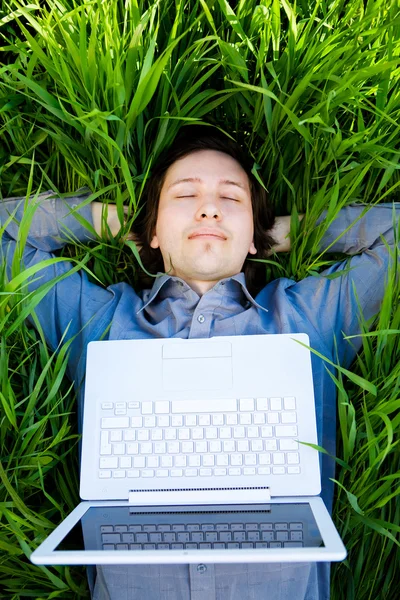 Rest with laptop — Stock Photo, Image