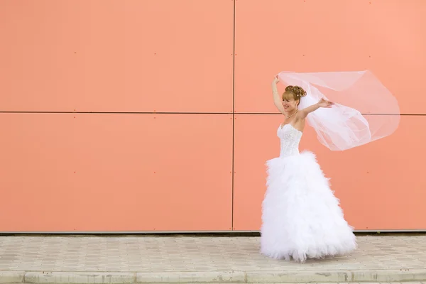 Tančící nevěsta — Stock fotografie