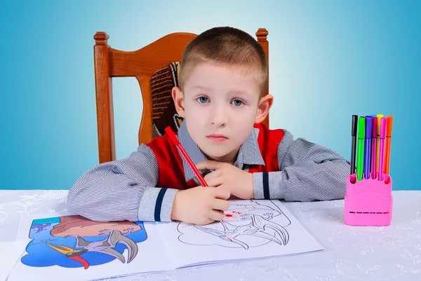 Child learns to write — Stock Photo, Image