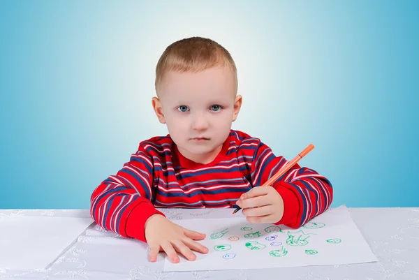 孩子学会写 — 图库照片