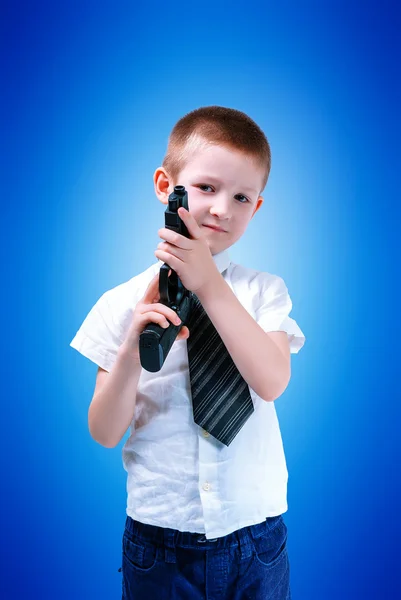 男孩用的枪 — 图库照片