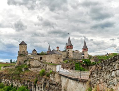 Kamyanets-Podilsky fortress historical value in Ukraine