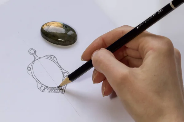 Rysowanie Biżuterii Design Rysuję Biżuterię Papierze Studio Projektowe Pomysły Kreatywność — Zdjęcie stockowe