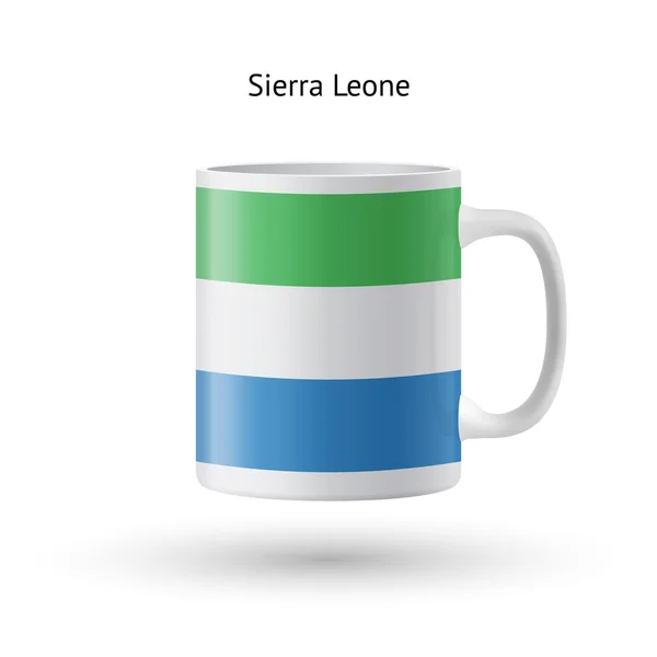 Sierra leone flag souvenir becher auf weißem hintergrund. — Stockvektor