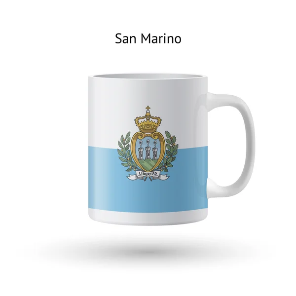 San Marinos flagga souvenir mugg på vit bakgrund. — Stock vektor