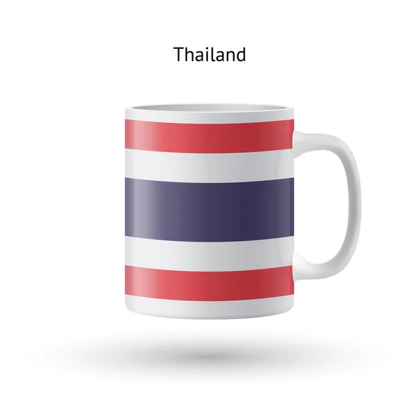 Taza de recuerdo de bandera de Tailandia sobre fondo blanco . — Archivo Imágenes Vectoriales