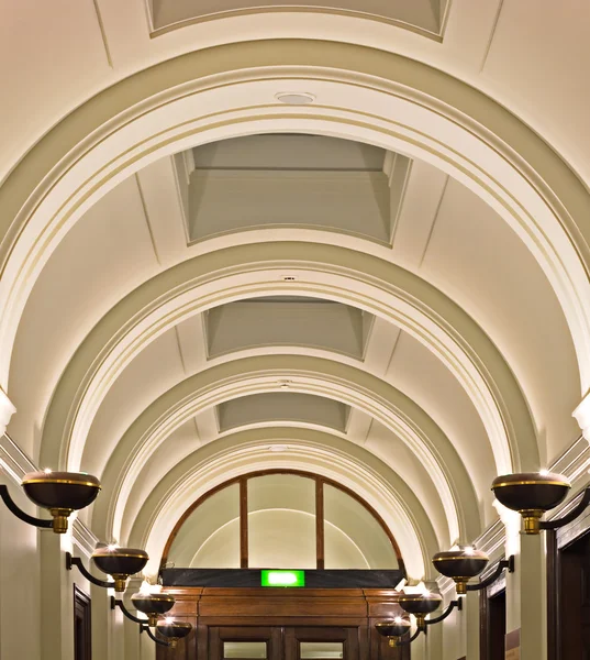 Elegant ornate arched ceiling — Stock Photo, Image