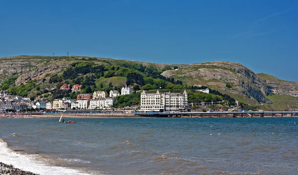 Hotels and guest houses on Great Orme, Llandudno, Wales,UK — Stock Photo, Image