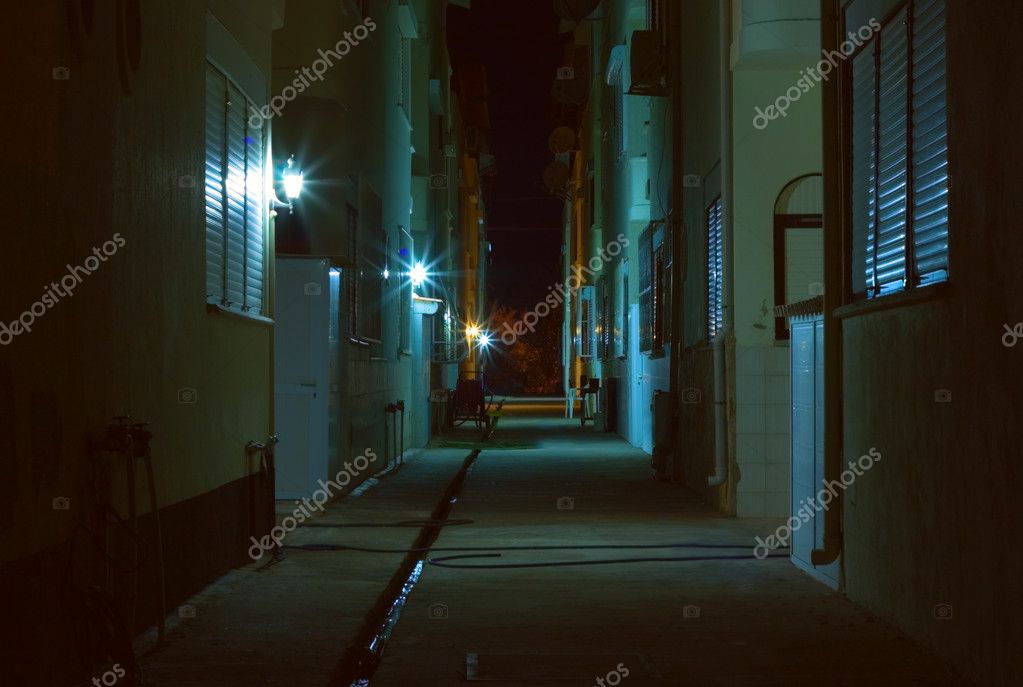 28 801 Alleyway Stock Photos Free Royalty Free Alleyway Images Depositphotos