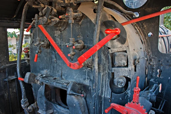 Salle des machines d'un très vieux train à vapeur — Photo