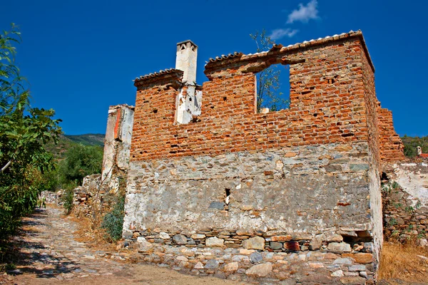 老被遗弃多安贝伊，土耳其的希腊、 土耳其的村 — 图库照片