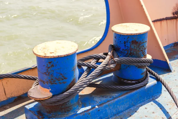 Mooring bollard with wire ropes — Stock Photo, Image