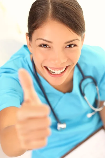 Krankenschwester glücklich Daumen hoch Lächeln — Stockfoto