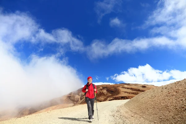 Wandern in Wolken — Stockfoto