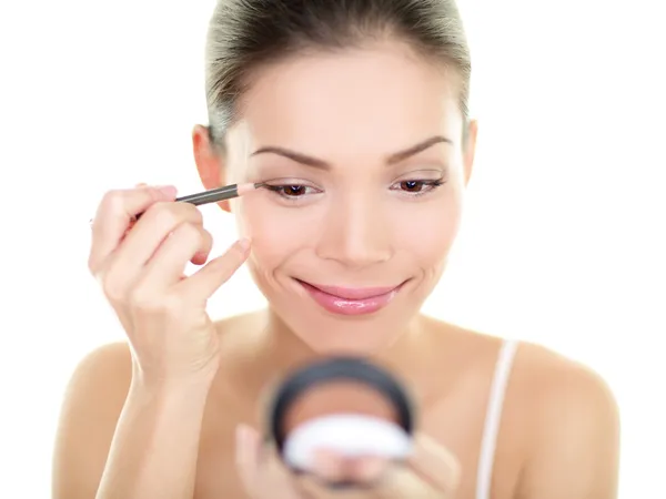 Lápiz de ojos maquillaje belleza cuidado mujer — Foto de Stock