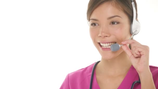 Médico enfermera médico auriculares call center secretario de línea directa — Vídeo de stock