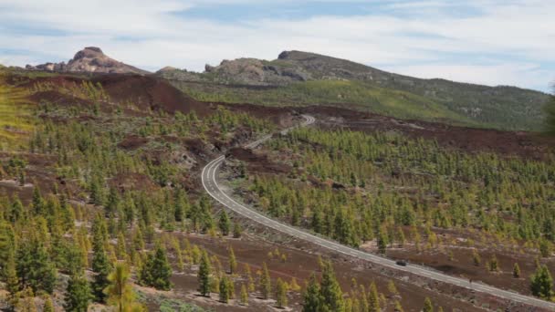 山の道。スペイン テネリフェ島テイデを風景します。 — ストック動画