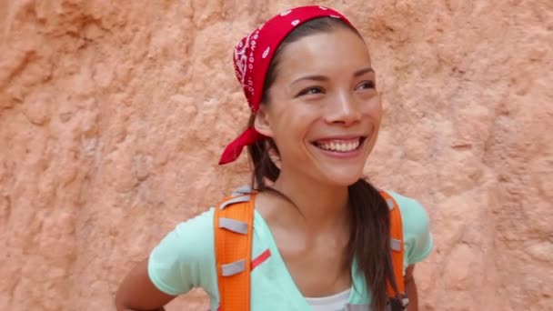 Yürüyüş - bryce canyon hiker kadın portresi — Stok video