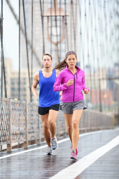 Laufendes Paar — Stockfoto