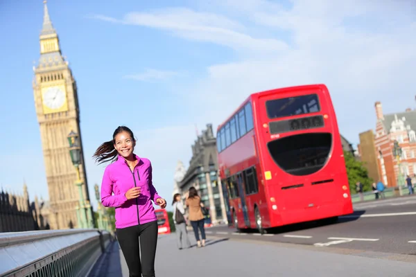 Londres estilo de vida mujer corriendo cerca de Big Ben —  Fotos de Stock