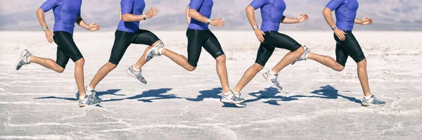 Biomechanica van hardlopen - loop cyclus beweging analyse van runner sprinten door woestijn joggen snel. Sluiting van benen en schoenen composiet van beweging. — Stockfoto