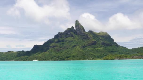 Bora Bora und Mount Otemanu auf Tahiti Französisch-Polynesien — Stockvideo