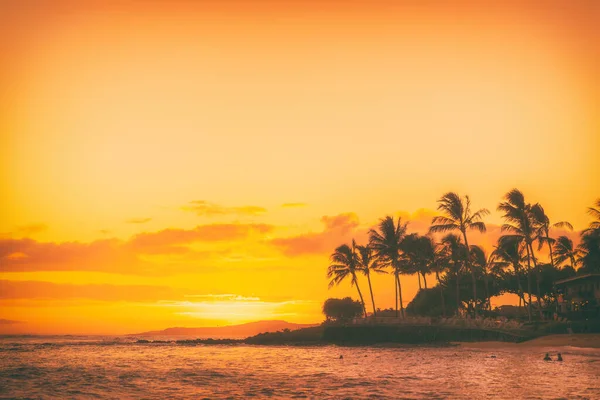 ハワイビーチサンセット夏のパラダイス休暇の風景 — ストック写真