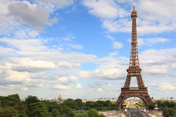 Torre Eiffel - París — Foto de Stock