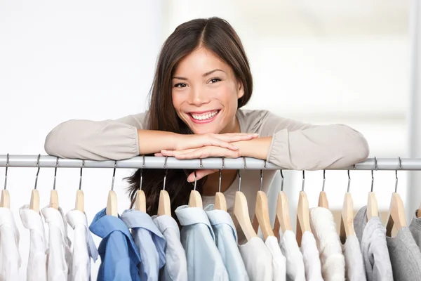 Proprietário do negócio - loja de roupas . — Fotografia de Stock