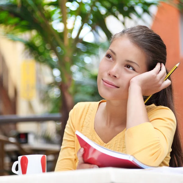 Estudiante universitario en la cafetería — Foto de Stock